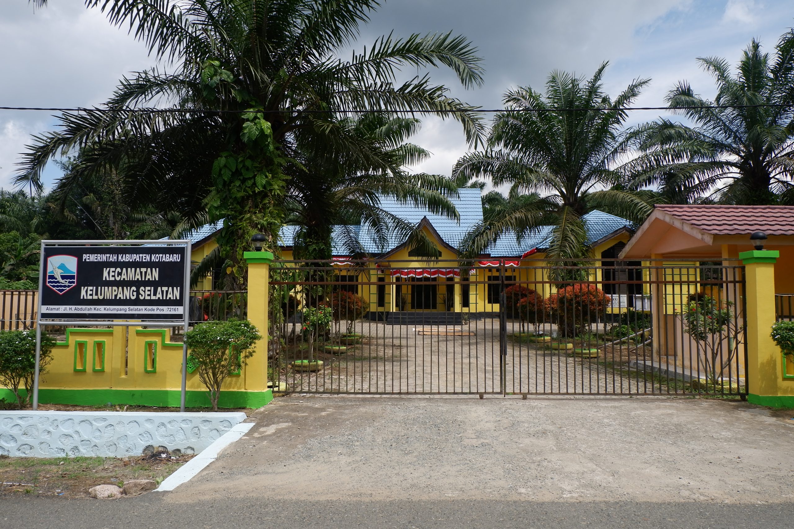 Kantor_Kecamatan_Kelumpang_Selatan,_Kotabaru